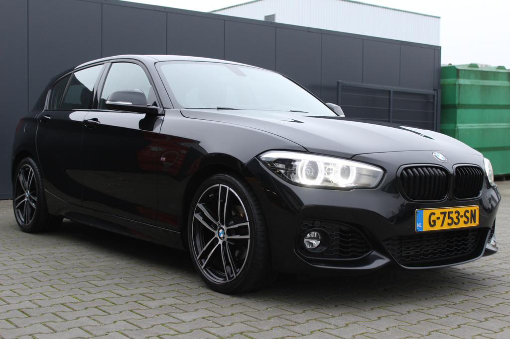 BMW 1-serie (G753SN) met abonnement