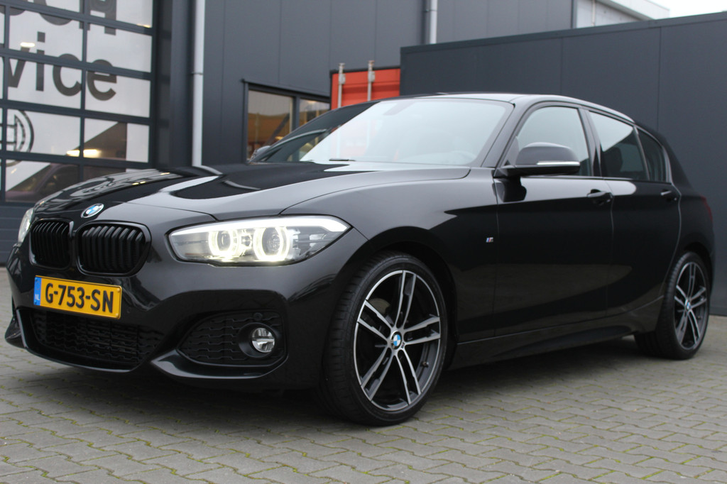 BMW 1-serie (G753SN) met abonnement