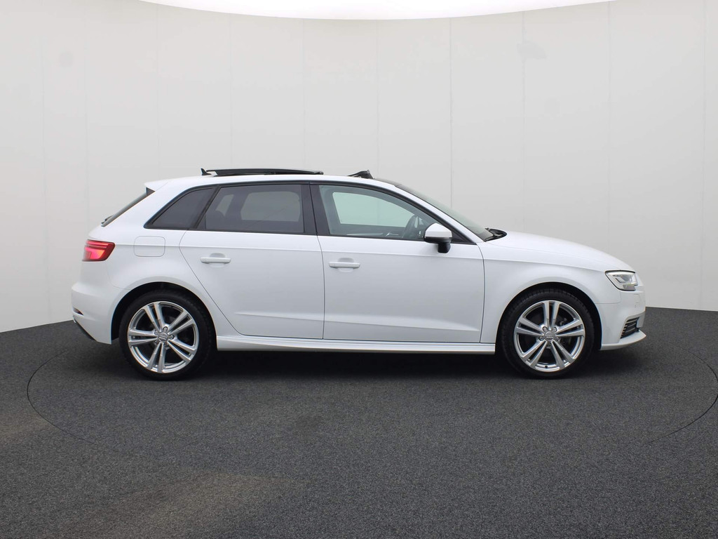 Audi A3 (GSN20H) met abonnement