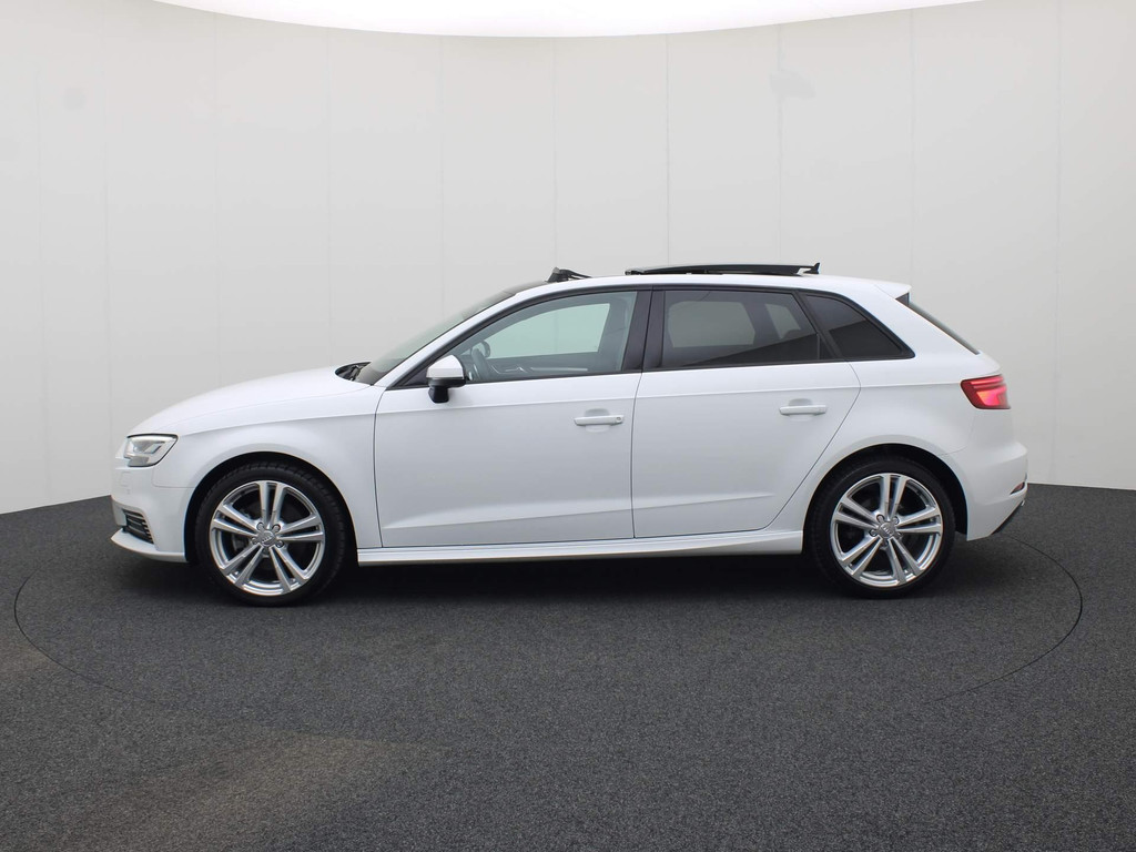 Audi A3 (GSN20H) met abonnement