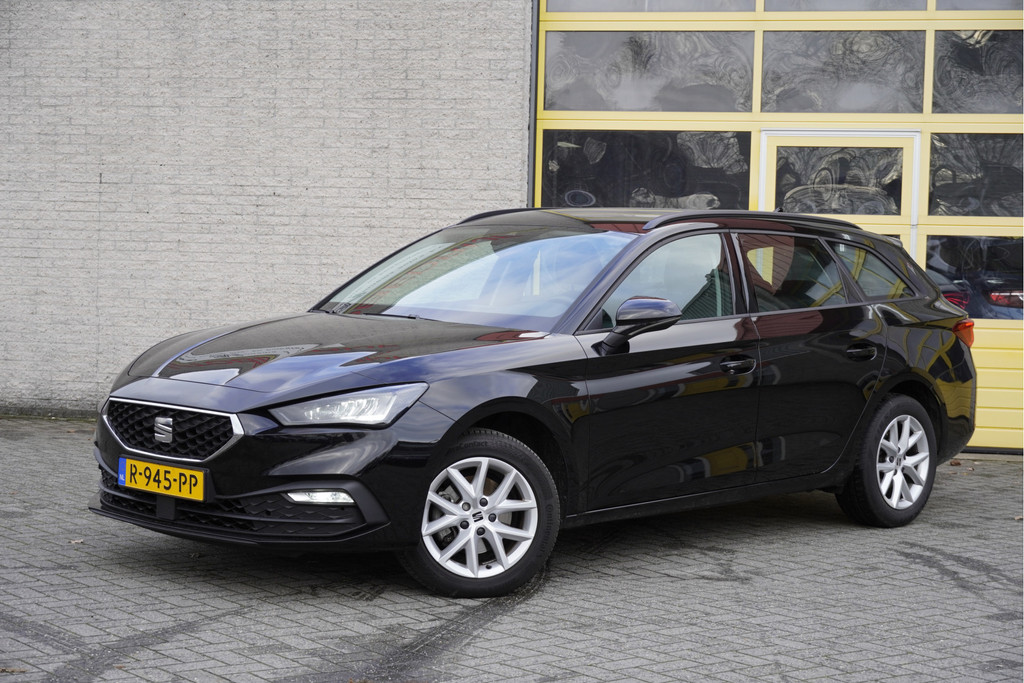 Seat Leon Sportstourer (R945PP) met abonnement