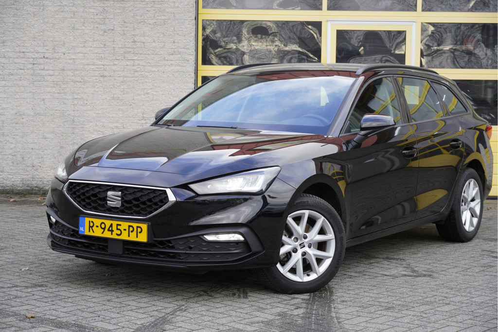 Seat Leon Sportstourer (R945PP) met abonnement