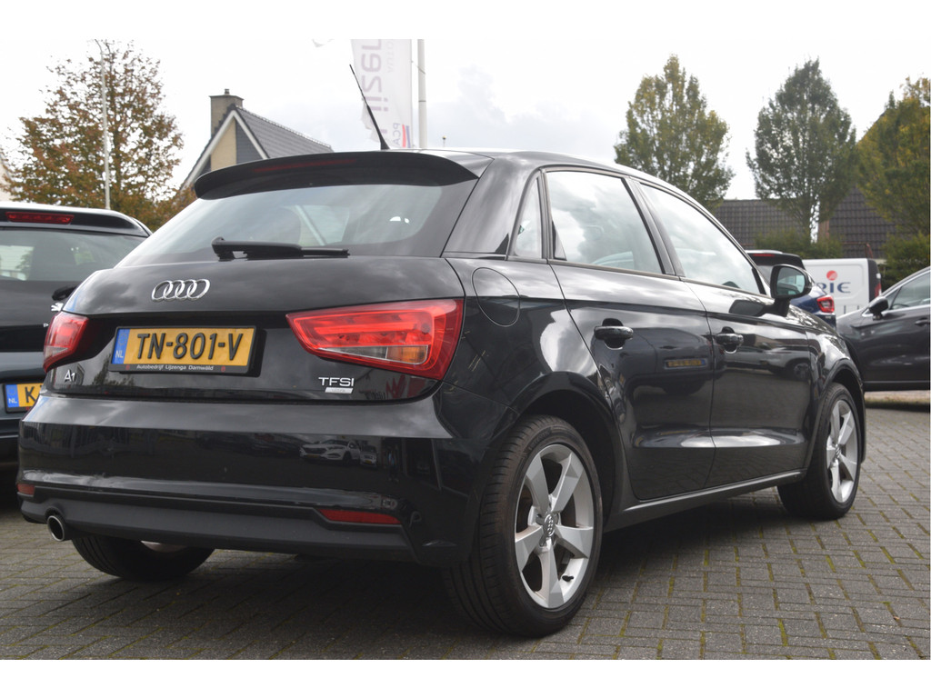 Audi A1 (TN801V) met abonnement