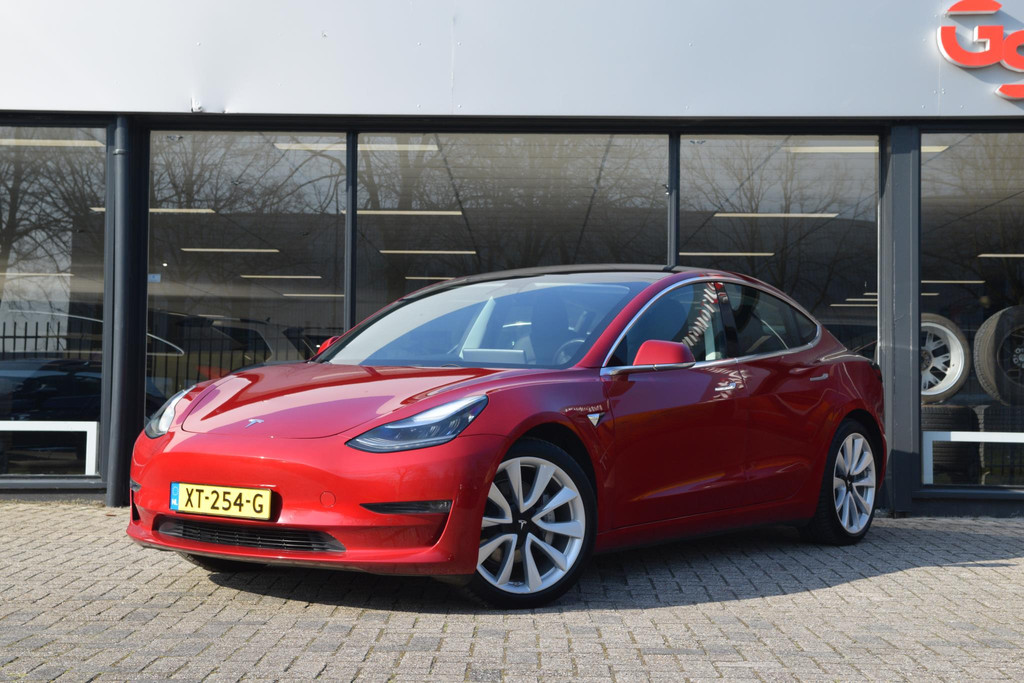 Tesla Model 3 AWD (XT254G) met abonnement