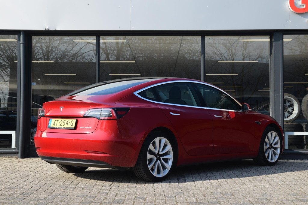 Tesla Model 3 AWD (XT254G) met abonnement