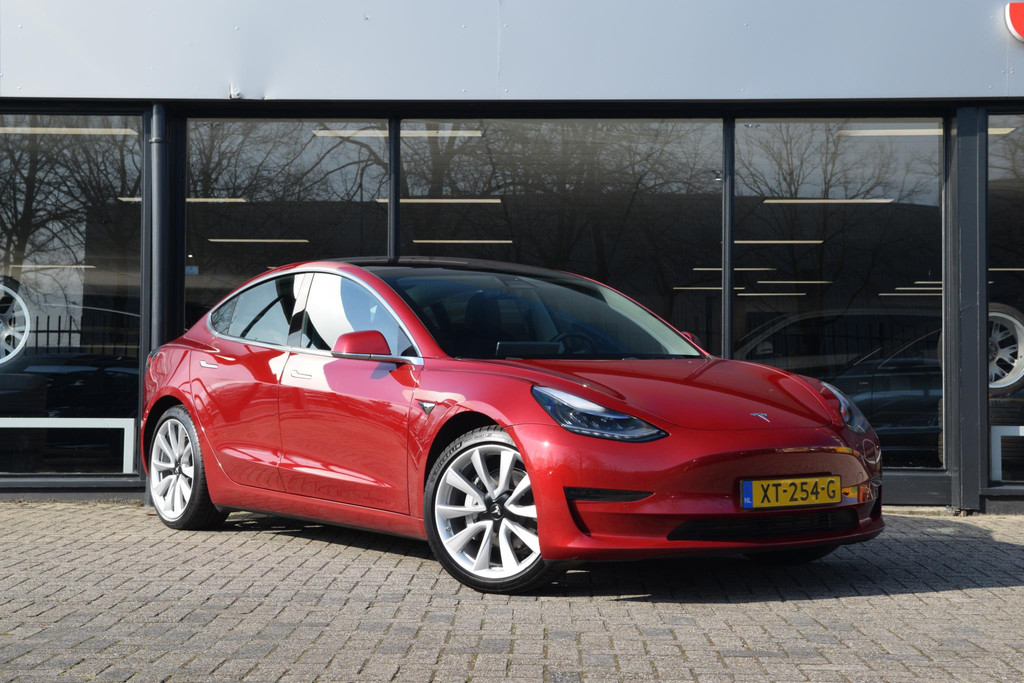 Tesla Model 3 AWD (XT254G) met abonnement