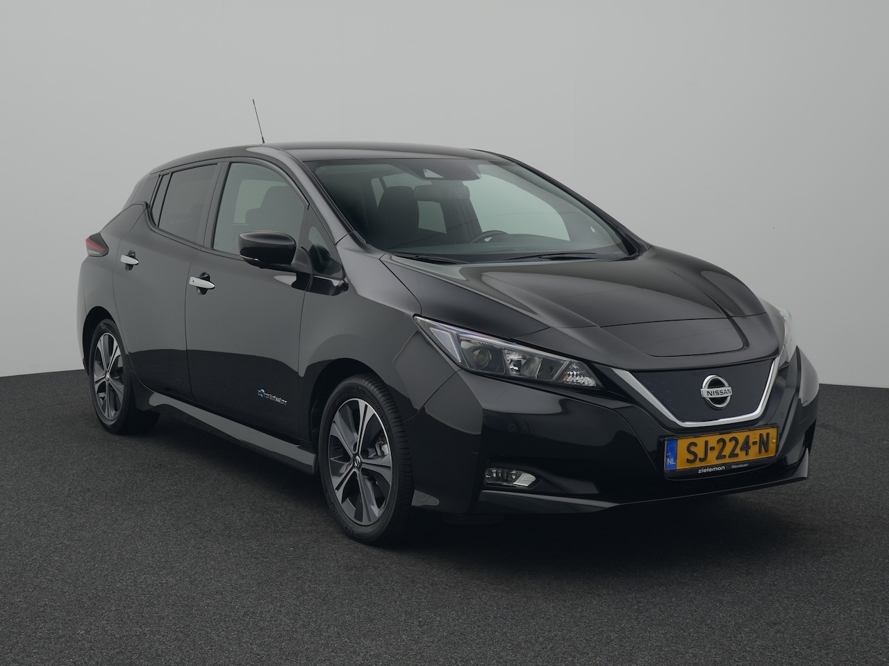 Nissan Leaf (SJ224N) met abonnement