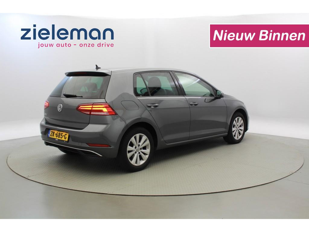 Volkswagen Golf (ZK685G) met abonnement