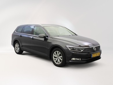 Volkswagen Passat (ZT757N) met auto abonnement