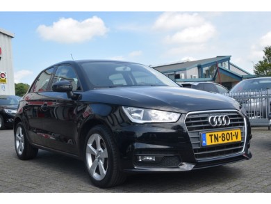 Audi A1 (TN801V) met auto abonnement